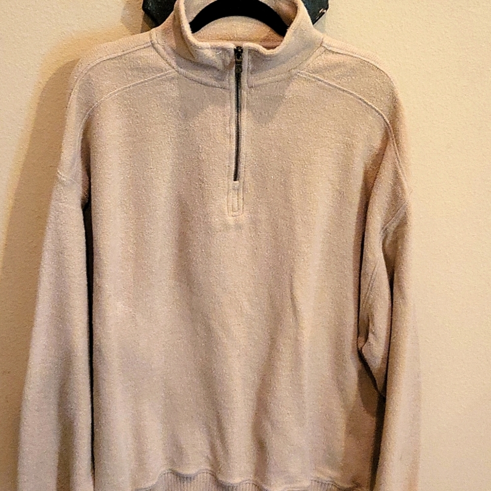 Tommy Bahama sweater half zip